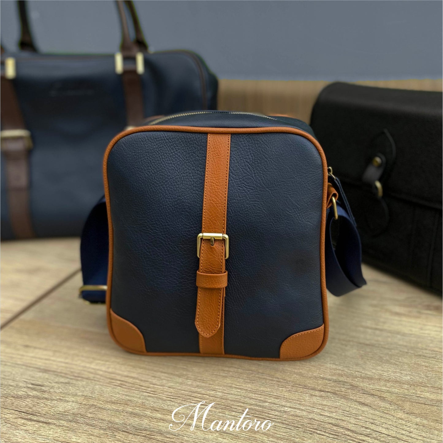 Morral para hombre cuero vegano azul camel