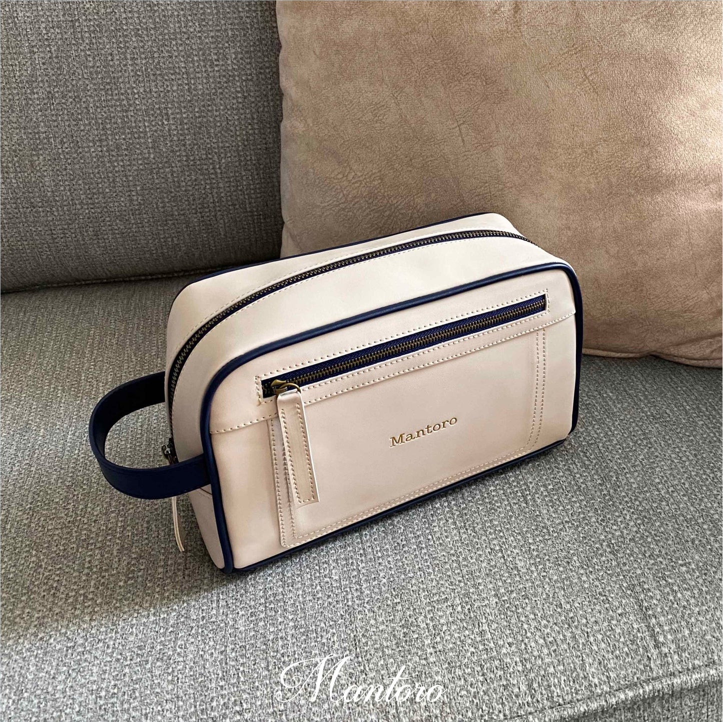 Neceser color hueso cuero vegano textura lisa