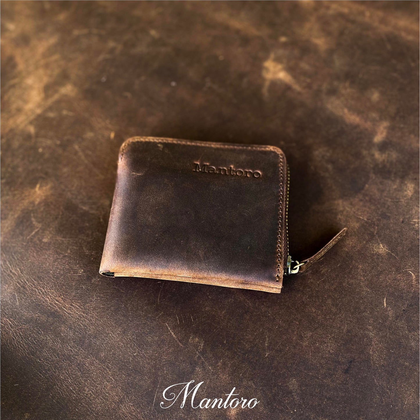 billetera  marrón de cuero rustico para hombre